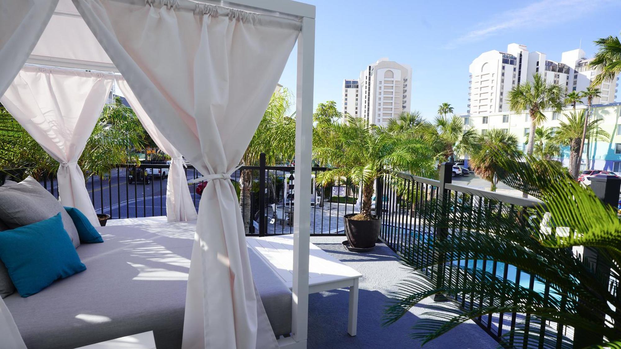Ivory Sands Beach Suites Clearwater Beach Extérieur photo