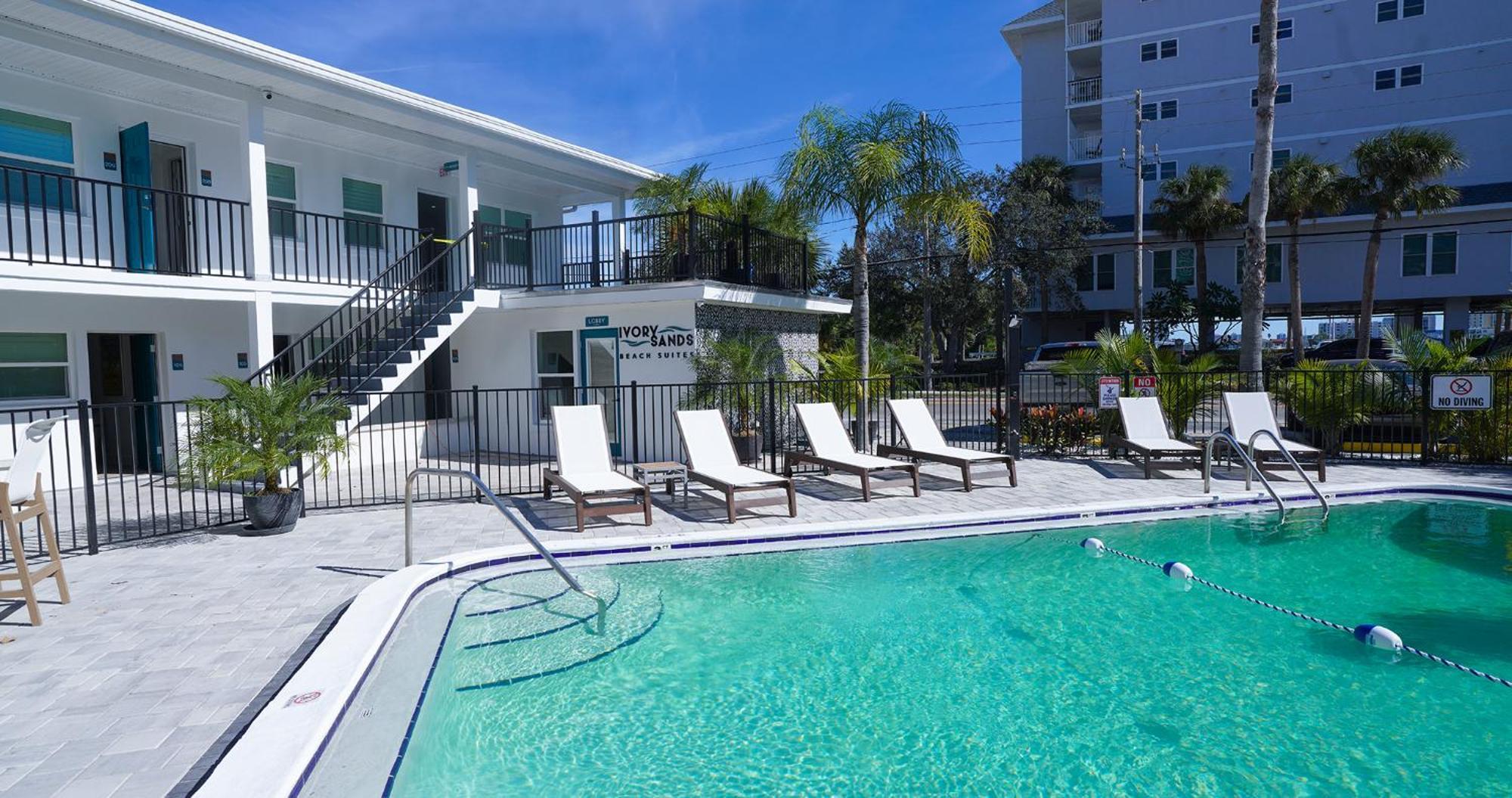 Ivory Sands Beach Suites Clearwater Beach Extérieur photo
