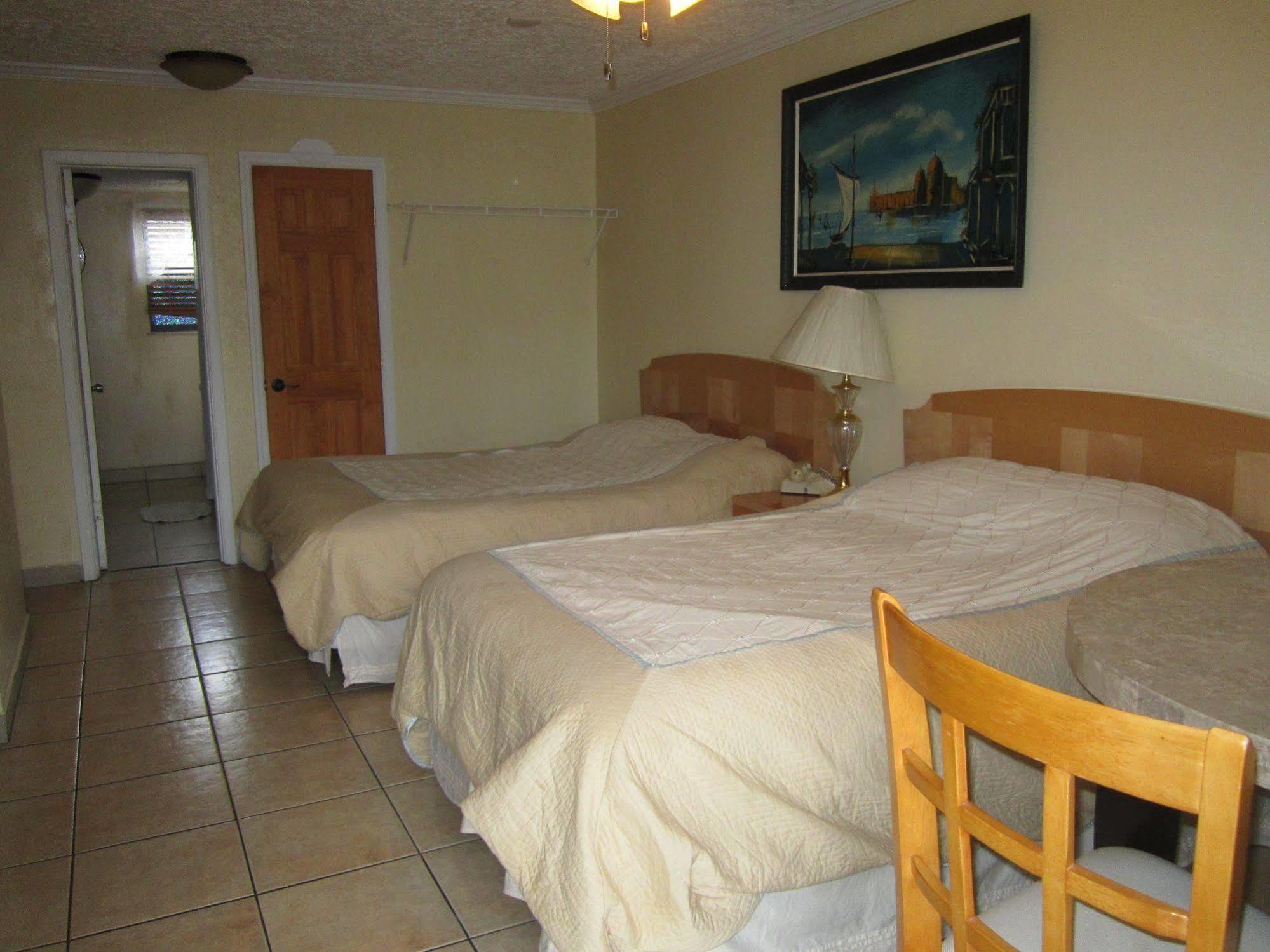 Ivory Sands Beach Suites Clearwater Beach Extérieur photo